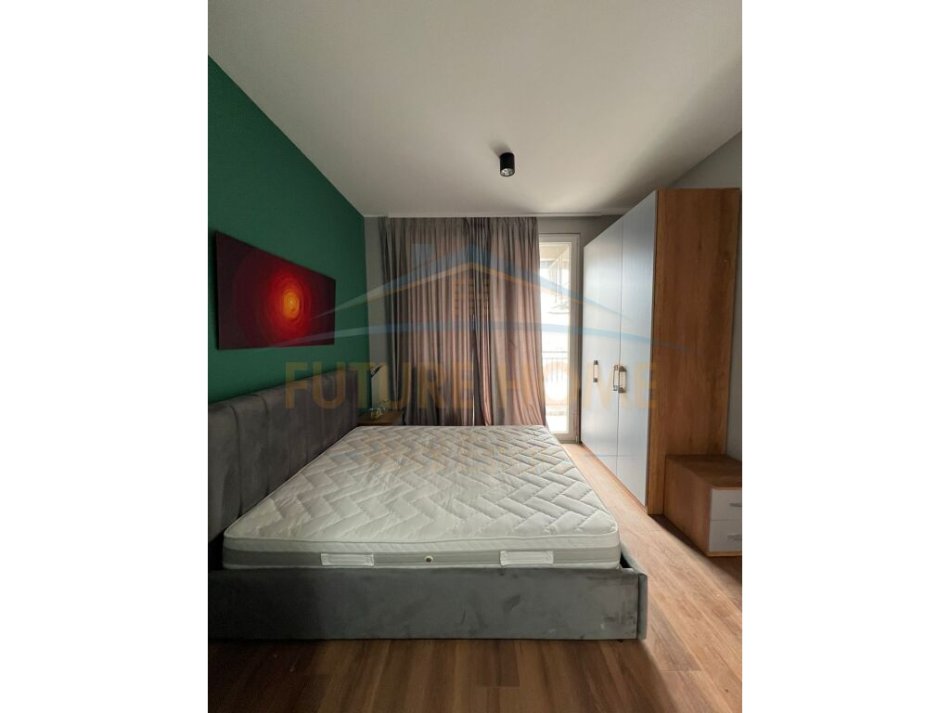 Tirane, jepet me qera apartament 2+1 Kati 5, 100 m² 750 € (Fusha e Aviacionit)