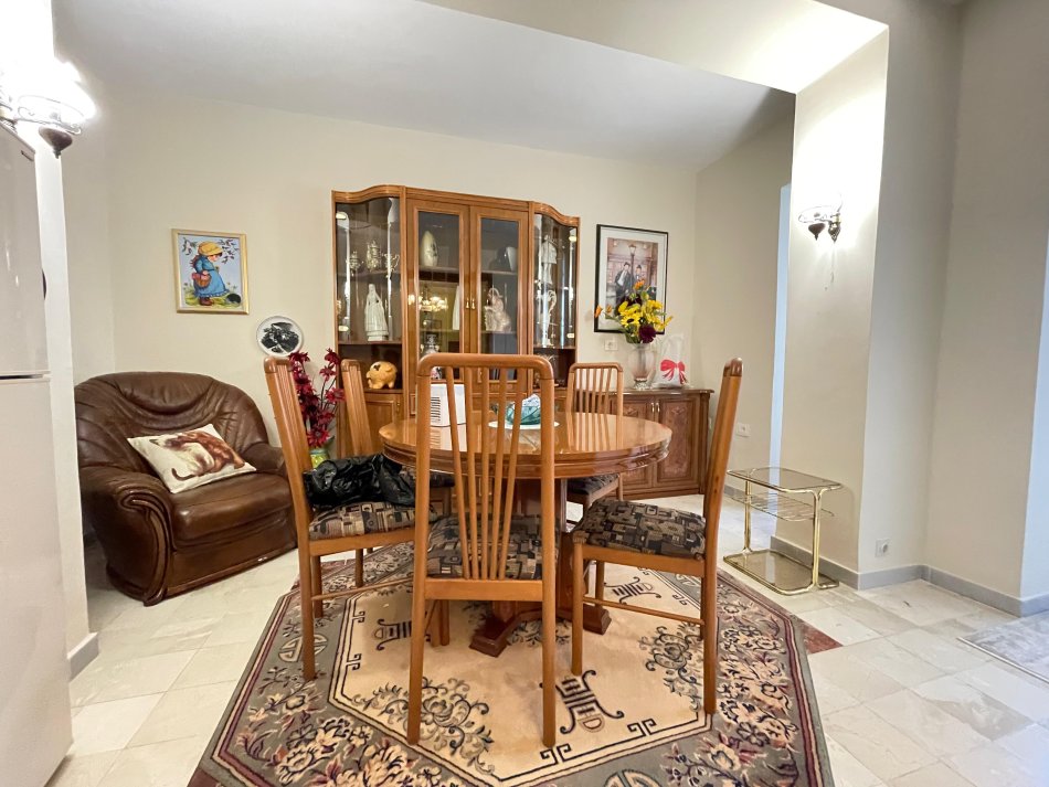 Tirane, shitet apartament 1+1 Kati 3, 70 m² 126.000 € (Stadiumi Dinamo)