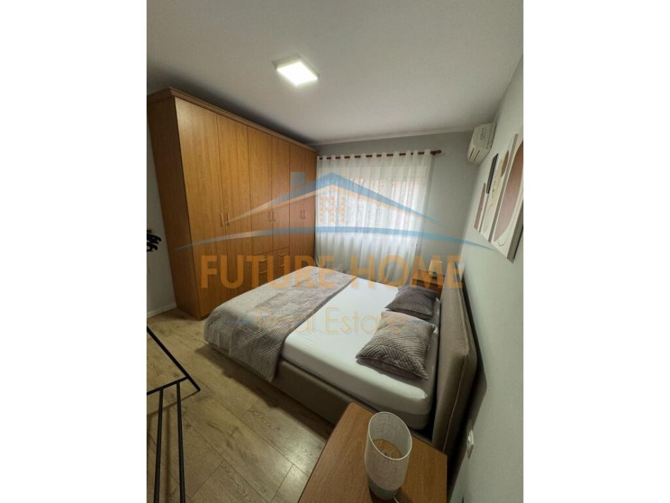 Tirane, jepet me qera apartament 1+1 Kati 5, 63 m² 550 € (Rruga myslym shyr)