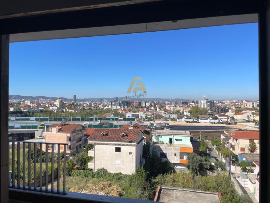 Tirane, shitet apartament 1+1 Kati 5, 78 m² 102.000 € (Shkoze)