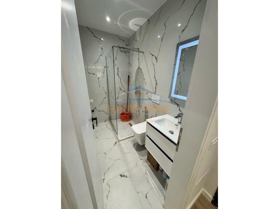 Tirane, shitet apartament 1+1 Kati 1, 64 m² 117.000 € (kodra e diellit)
