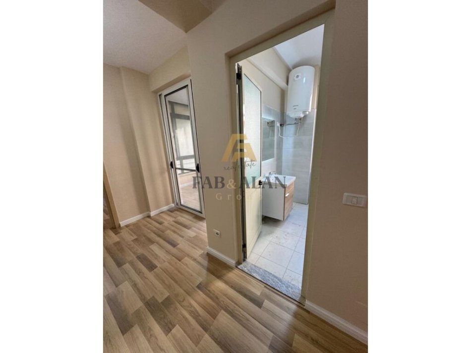 Tirane, shitet apartament 2+1 Kati 2, 85 m² 125.000 € (Astir)