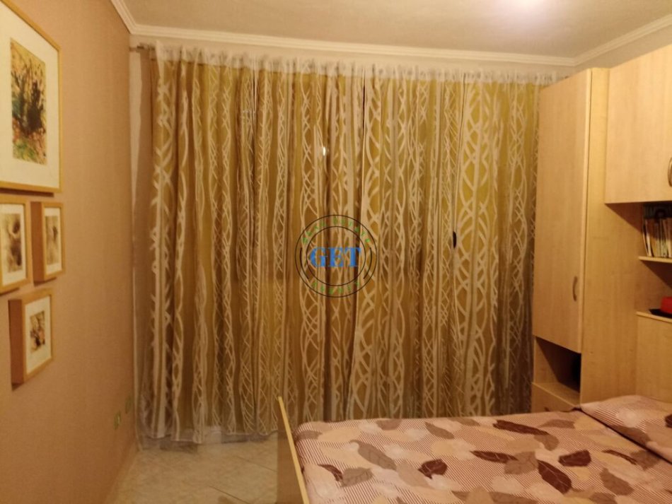 Durres, jepet me qera apartament 1+1+Ballkon Kati 1, 72 m² 270 € (Shkembi i Kavajes)