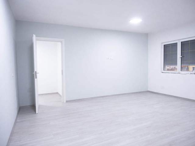 Tirane, jepet me qera apartament Kati 6, 900 Euro (RRUGA MUHAMED GJOLLESHA)