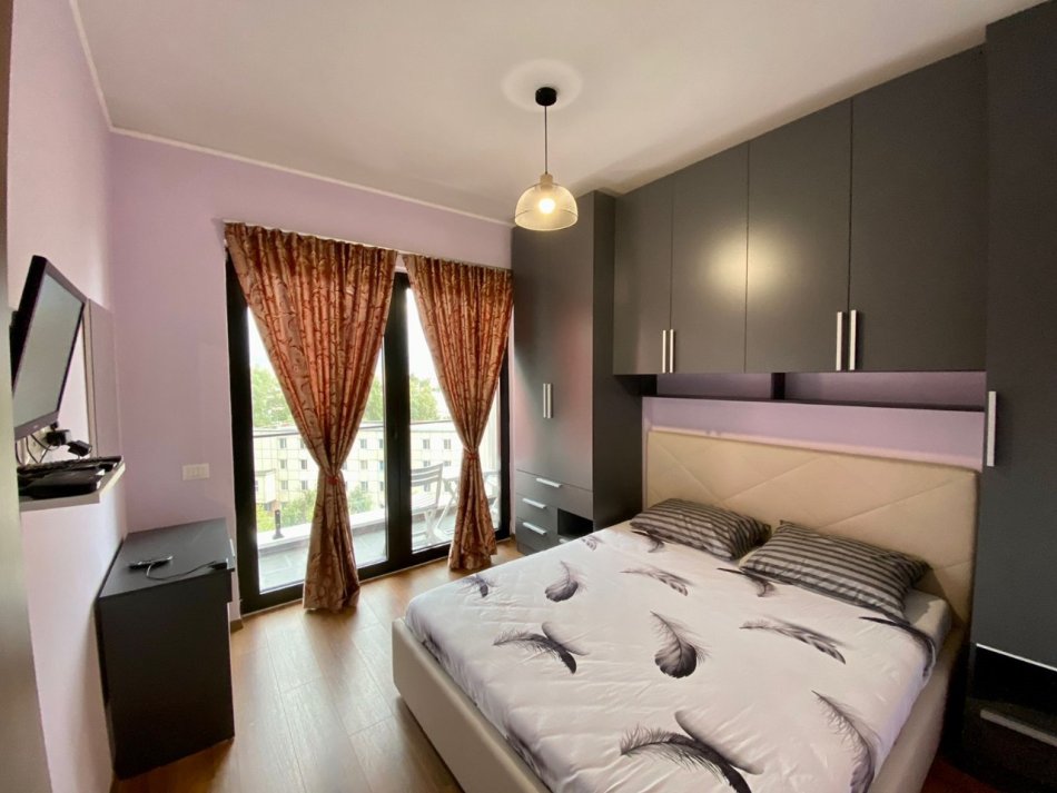 Qira Apartament 1+1+BLK “Farmacia 10, QSUT”, Tiranë.