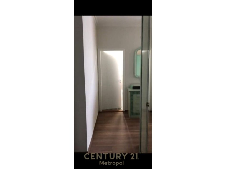 Tirane, shitet apartament 2+1 Kati 9, 90 m² 185.000 € (Rruga Fortuzi,)