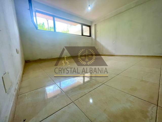 Tirane, shes apartament 2+1+BLK Kati 2, 91 m² 125.000 Euro (kopshti botanik)