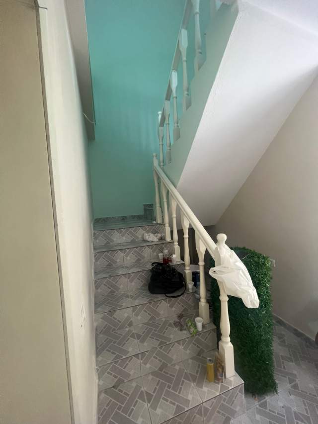 Tirane, jepet me qera Vile 2+1+BLK Kati 2, 152 m² 500 Euro (rruga Shaban Bardhoshi)