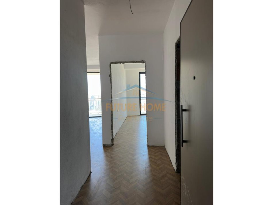 Tirane, shitet apartament 1+1+Ballkon Kati 11, 75 m² 165.000 € (mine peza)