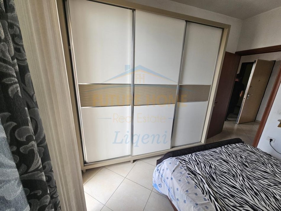 shitet apartament 2+1 Kati 8, 80 m² 125.000 € (Unaza e Re)