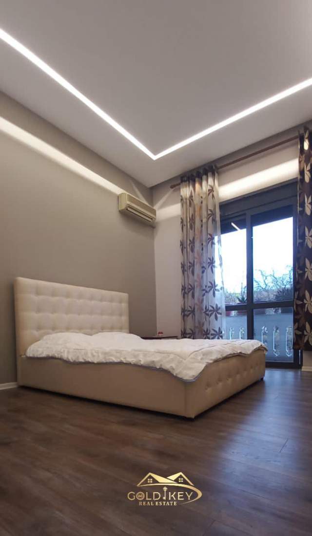 Durres, jepet me qera apartament 1+1+BLK Kati 2, 72 m²  (Vollga)
