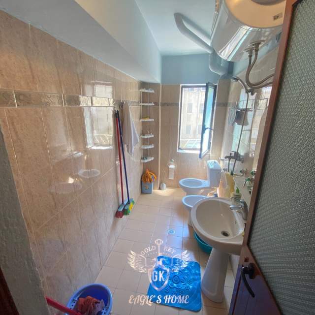 Durres, shitet apartament 1+1+BLK Kati 3, 53.000 Euro (Spitali Amerikan Durres)