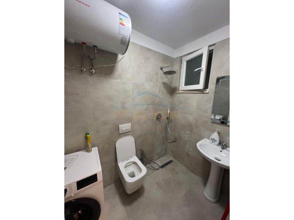 jepet me qera apartament 2+1 Kati 1, 90 m² 350 € (Kinostudio)