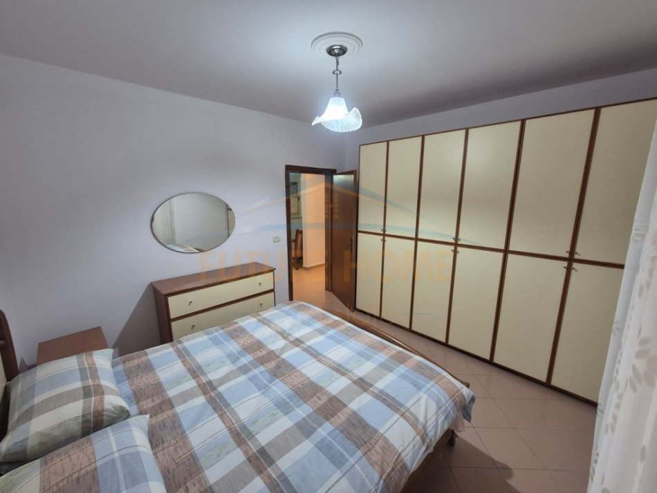 Durres, jepet me qera apartament 2+1 Kati 2, 82 m² 450 € (Ura e Dajlanit)