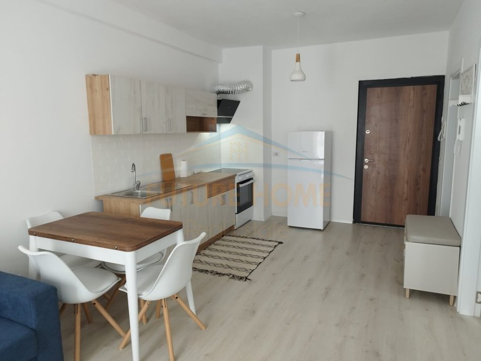 Tirane, jepet me qera apartament 1+1 Kati 9, 54 m² 350 € (UNIVERS CITY)  UNA51549