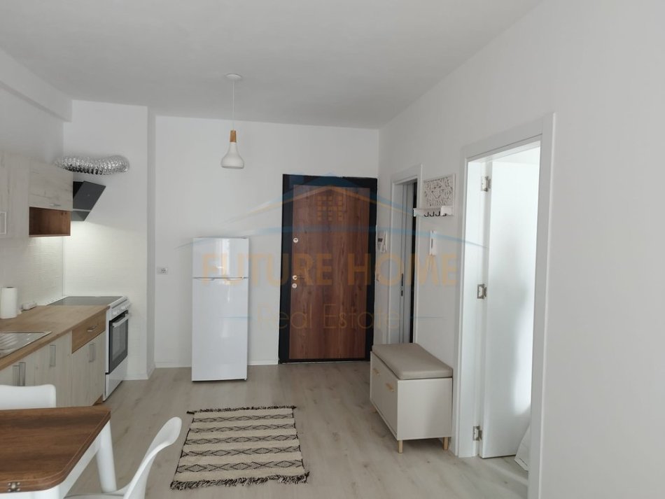 Tirane, jepet me qera apartament 1+1 Kati 9, 54 m² 350 € (UNIVERS CITY)  UNA51549
