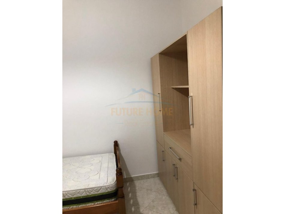 Tirane, shitet apartament 2+1 Kati 2, 85 m² 156500 € (fusha aviacionit)
