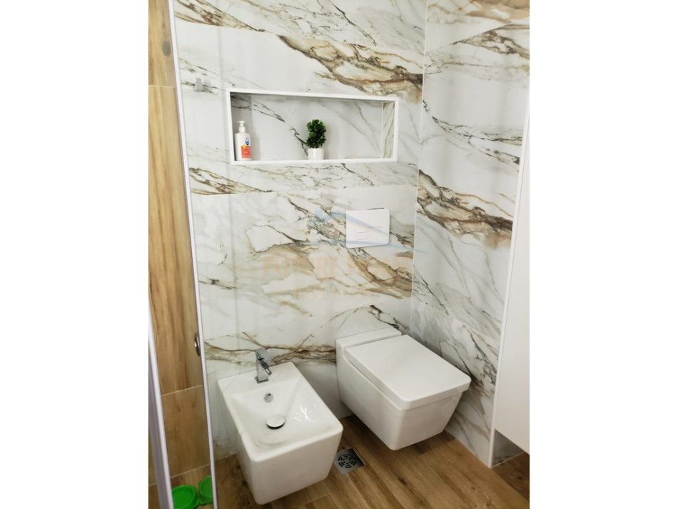 Tirane, shitet apartament 2+1 Kati 1, 119 m² 250.000 € (Unaza e re)