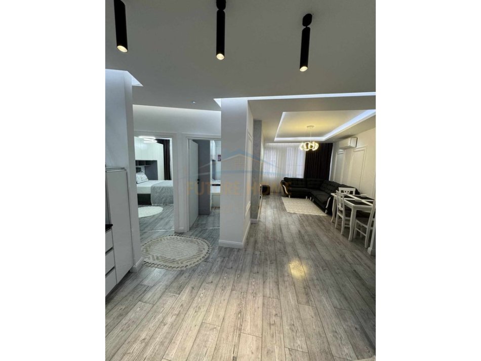 Tirane, shitet apartament 2+1 Kati 7, 84 m² 130.000 € (Unaza e Re,)