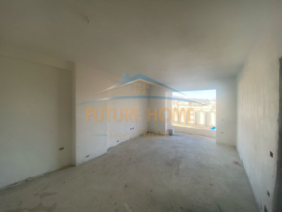 Tirane, shitet apartament 1+1 Kati 7, 75 m² 98.000 € (Yzberisht)