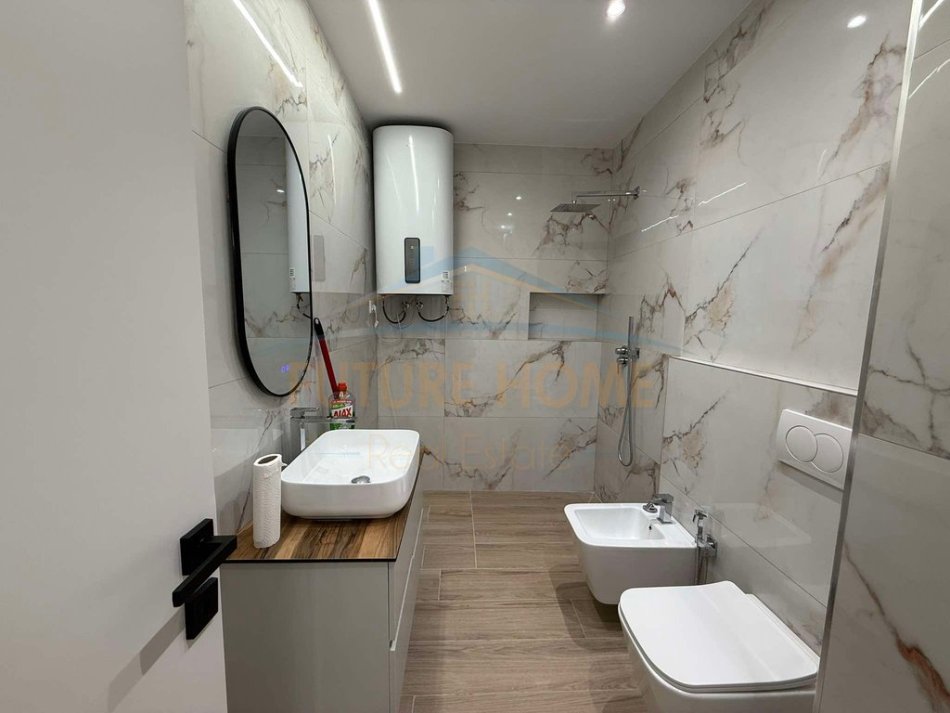 Tirane, shitet apartament 2+1+Depo Kati 1, 93 m² 245.000 € (MYSLYM SHYRI ,RRUGA HIM KOLLI)   UNA51995