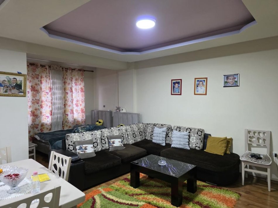 Tirane, shitet apartament 2+1 Kati 3, 104 m² 123.000 € (Misto Mame)