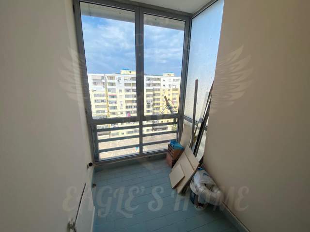 Durres, shes apartament 1+1+BLK Kati 9, 45.000 Euro (Ish Urt-Ja,Lagja 17 Durres)