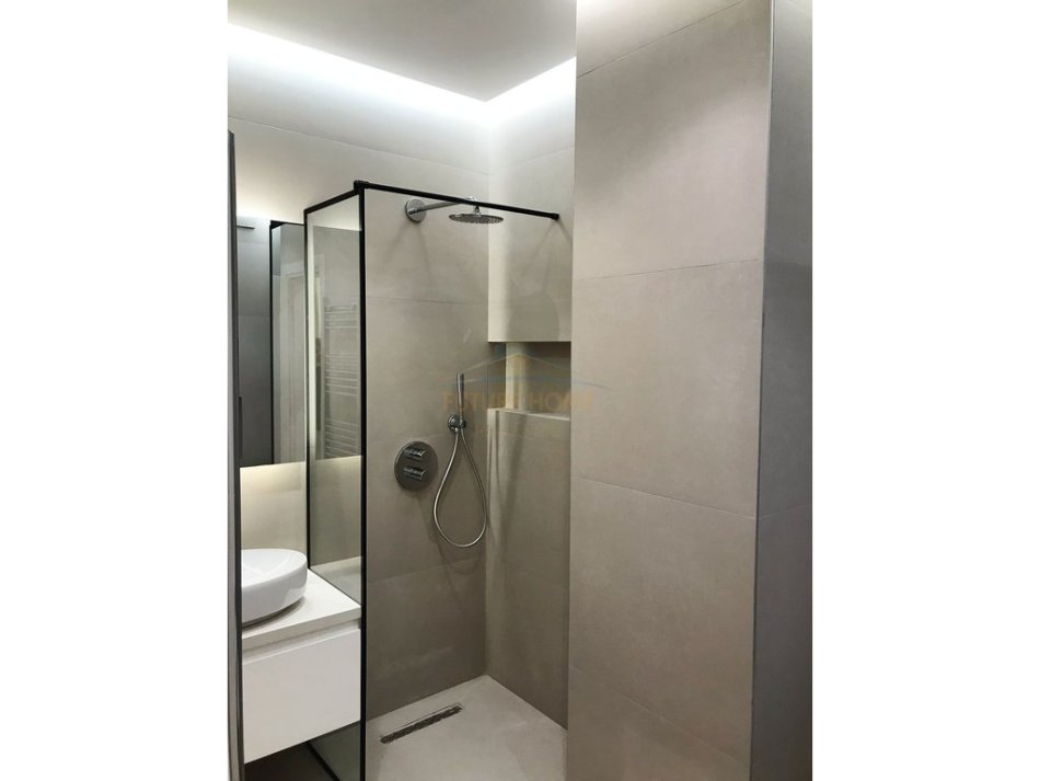 Tirane, shitet apartament 2+1 Kati 3, 106 m² 275.000 € (Pazari i Ri)