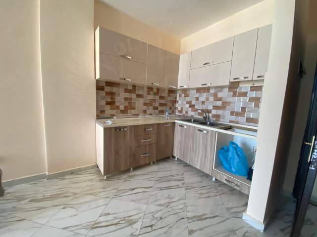 Durres, shes apartament 1+1+BLK Kati 9, 45.000 Euro (Ish Urt-Ja,Lagja 17 Durres)