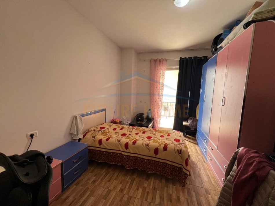 Tirane, shitet apartament 2+1 Kati 7, 91 m² 140.000 € (pranë Bar Santana)