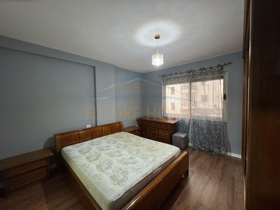 Tirane, shitet apartament 2+1 Kati 2, 99 m² 135.000 € (Yzberisht)