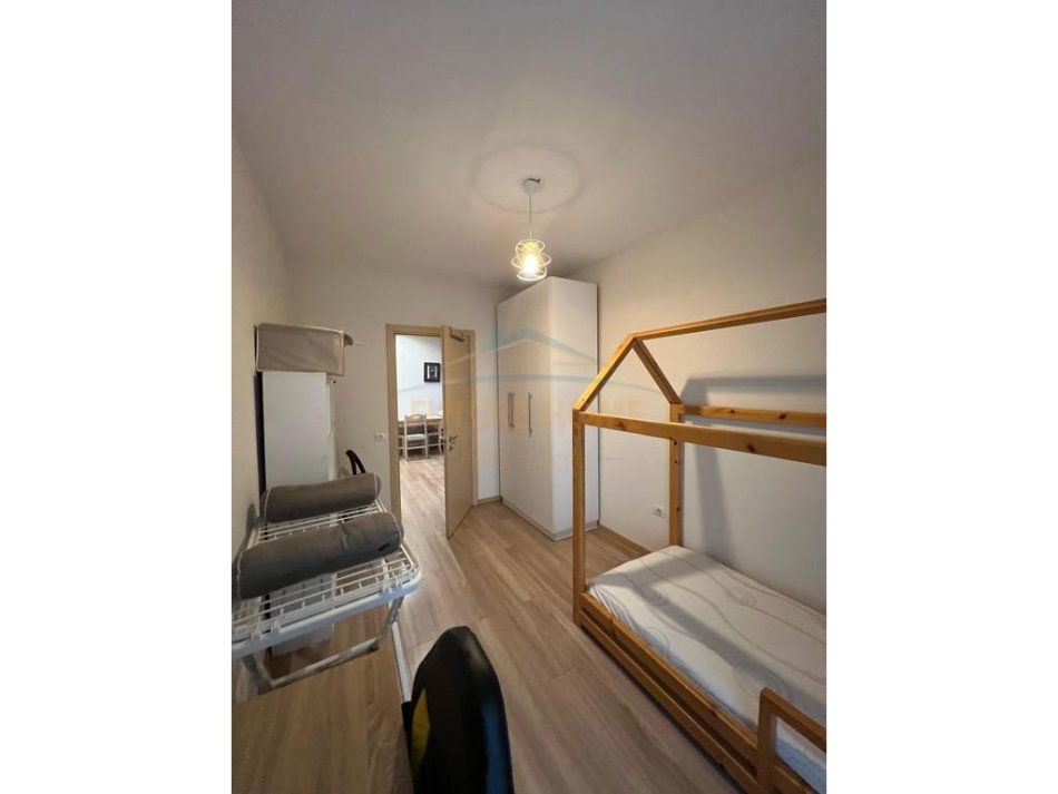 Tirane, jap me qera apartament 2+1 Kati 4, 78 m² 800 € (Zogu i Zi)