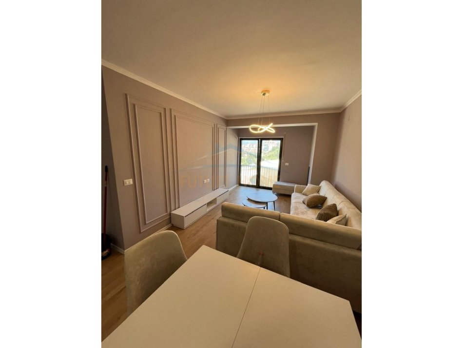 apartament 2+1 Kati 2, 78 m² (Rruga Kodra e Diellit)