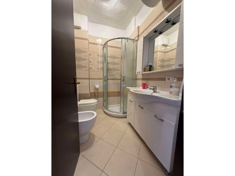 Durres, shitet apartament 1+1 Kati 6, 52 m² 75.000 € (Shkembi Kavajes, Durres)