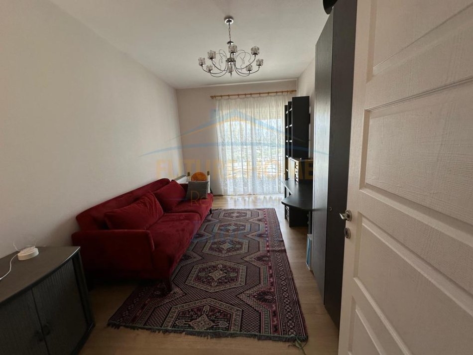 Tirane, shitet apartament 3+1 Kati 6, 151 m² 365.000 € (Liqeni i Thate)
