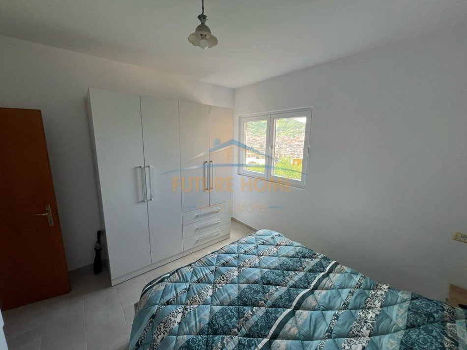 Tirane, jepet me qera apartament 1+1 Kati 7, 60 m² 600 € (Bulevardi Bajram Curri)
