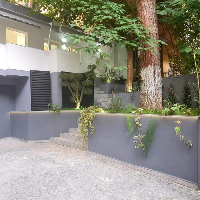 Tirane, shitet Vile 2 Katshe Kati 2, 110 m² 135.000 Euro (rruga e durresit)