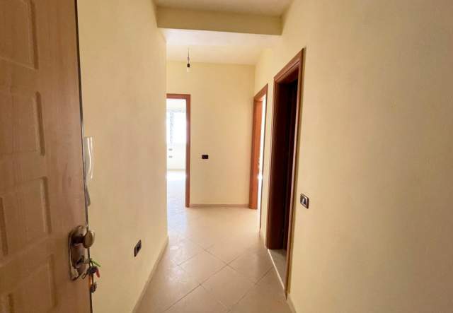 Vlore, shitet 80 m² 67.500 Euro