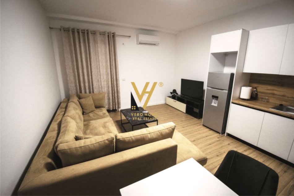 Tirane, shitet apartament 1+1+Ballkon Kati 3, 83 m² 141.000 € (RRUGA IRFAN TOMINI)