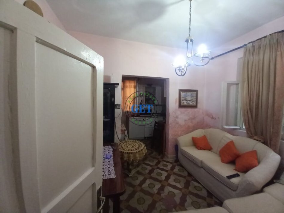 Durres, shitet shtepi 1+1 Kati 0, 156 m² 125.000 € (Stadiumi)