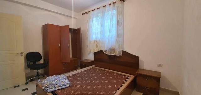 Tirane, jepet me qera apartament 2+1+BLK Kati 0, 75 m² 26.000  (Sauk i Vjeter)