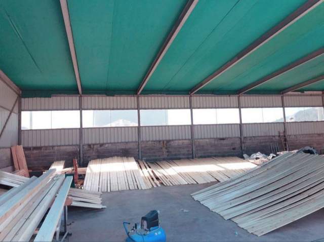 Tirane, jepet me qera magazine Kati 0, 260 m² 1.400 Euro (Vaqarr)