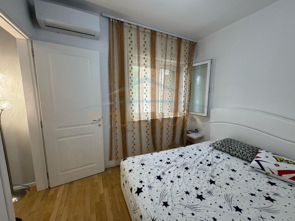 Tirane, jepet me qera apartament 2+1 Kati 0, 80 m² 1.000 € (Tiran)
