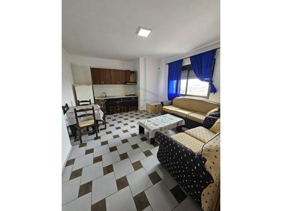 Durres, jepet me qera apartament 1+1+Ballkon Kati 5, 53 m² 250 € (Mbrapa Galaktikut)