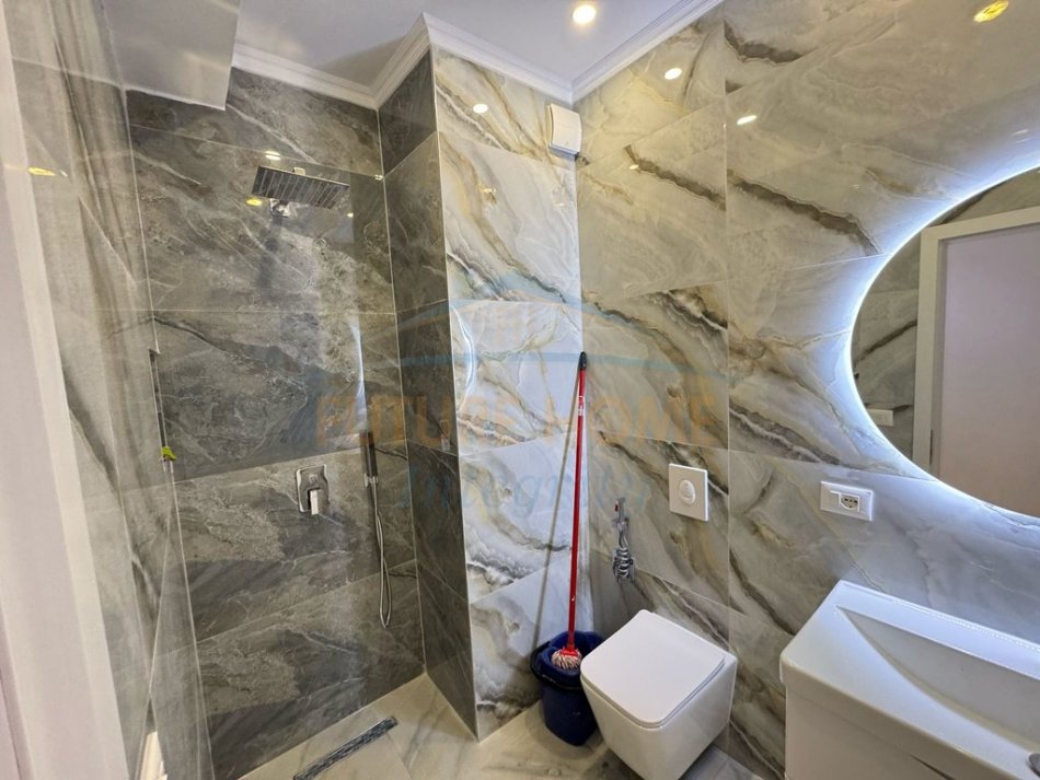 Tirane, shes apartament 1+1 Kati 4, 50 m² 93.000 € (Unaza e Re)