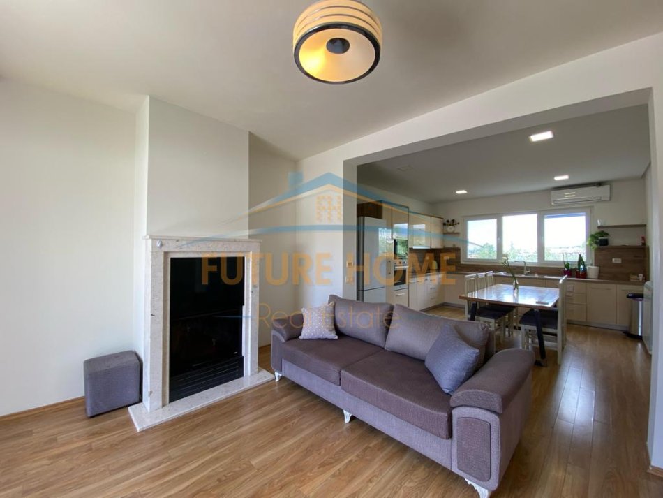 Tirane, jepet me qera Vile 3+1+Aneks+Ballkon Kati 0, 600 m² 1.500 € (teg)