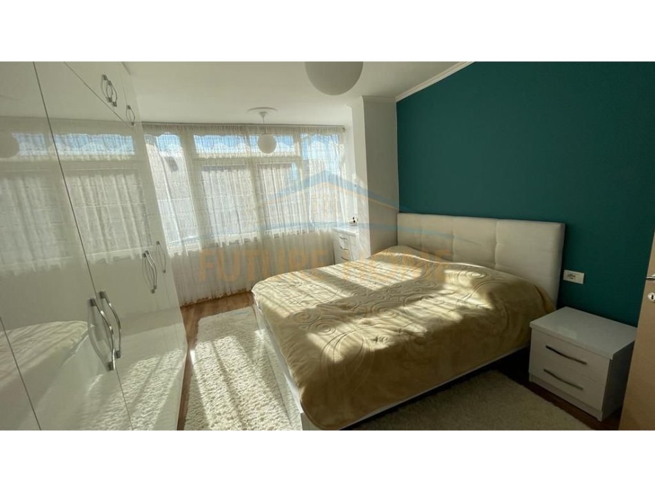 Tirane, jap me qera apartament 2+1 Kati 5, 82 m² 600 € (Rruga Mine Peza)