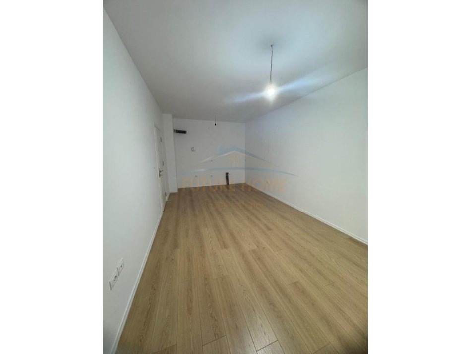 Tirane, shitet apartament 1+1 Kati 3, 67 m² 152.000 € (Xhanfize Keko)