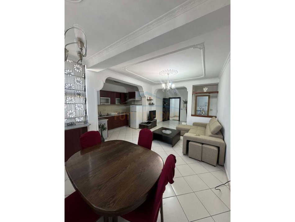 Tirane, jepet me qera apartament 2+1 Kati 8, 113 m² 450 € (RRUGA TEODOR KEKO) UNA29438