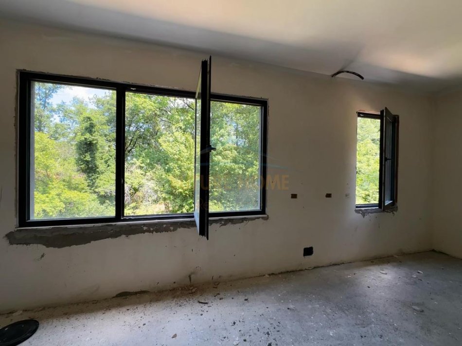 Tirane, shes apartament 2+1 Kati 5, 130 m² 221.000 € (RRUGA E ELBASANIT)